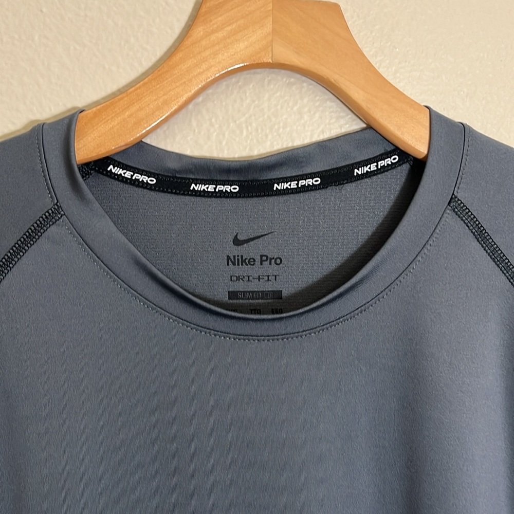 Nike Pro Dri-Fit Gray Slim Fit Short Sleeve T-Shirt - Picture 3 of 12